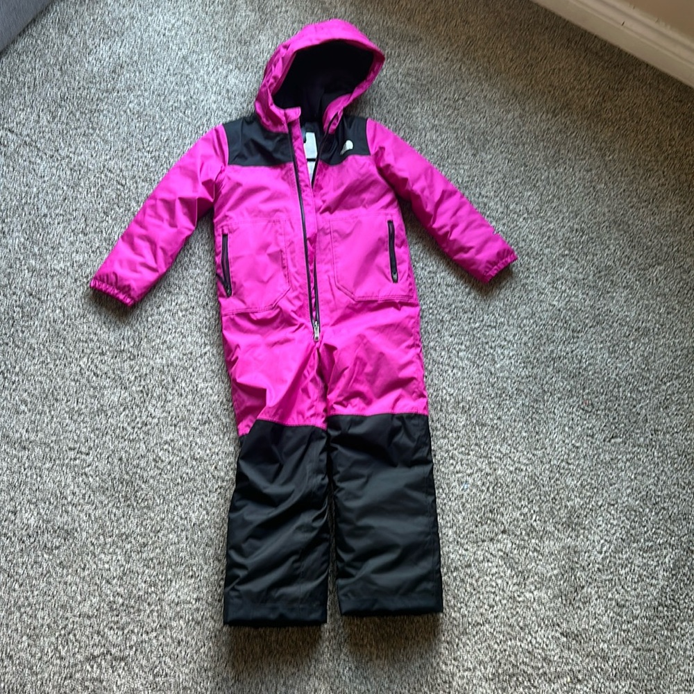 Northface freedom hooded snow suit.